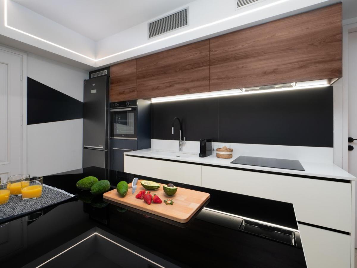 The H Experience - Stylish 2Bd Apt With Balcony In Heraklion Center エクステリア 写真
